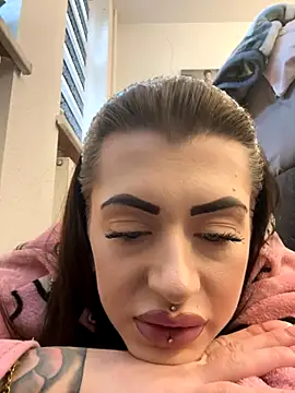 Barbie 1312 online show from October 2025 11:49:02 AM