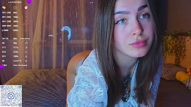 TinyMollys online show from February 2026 04:58:02 PM