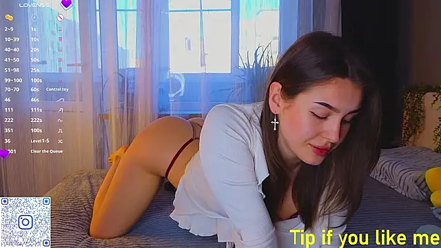 Snapshot of TinyMollys chatting on March 2026 02:12:02 PM TinyMollys online show from March 2026 02:12:02 PM