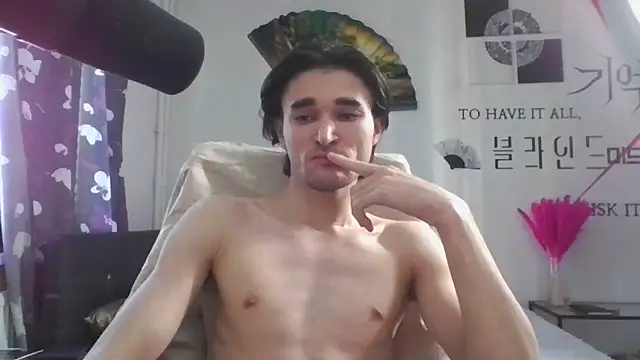 Snapshot of lilshotik chatting on October 2025 10:27:02 AM lilshotik online show from October 2025 10:27:02 AM