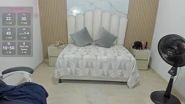 Snapshot of Aziz_daud chatting on March 2026 07:09:01 PM Aziz daud online show from March 2026 07:09:01 PM