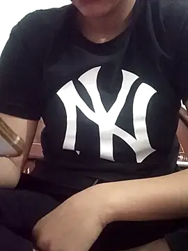 Snapshot of anaya00 chatting on November 2025 03:27:01 AM anaya00 online show from November 2025 03:27:01 AM