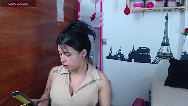 petite coral online show from March 2026 12:49:02 AM