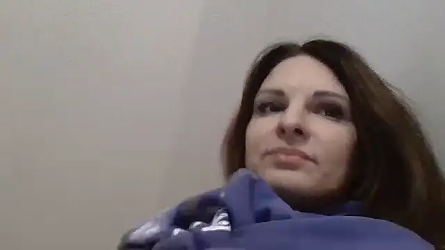 Snapshot of kinkysarahx chatting on January 2026 03:27:01 PM kinkysarahx online show from January 2026 03:27:01 PM