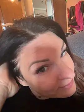 Snapshot of kinkysarahx chatting on April 2026 09:54:01 AM kinkysarahx online show from April 2026 09:54:01 AM