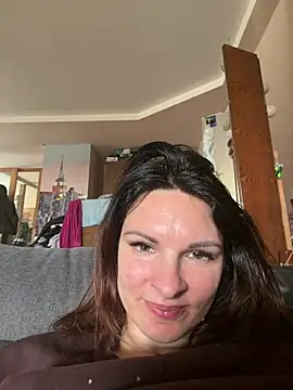 Snapshot of kinkysarahx chatting on April 2026 09:16:01 AM kinkysarahx online show from April 2026 09:16:01 AM