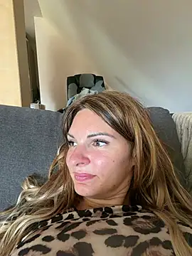 Snapshot of kinkysarahx chatting on July 2026 09:44:02 AM kinkysarahx online show from July 2026 09:44:02 AM