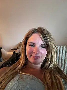 Snapshot of kinkysarahx chatting on July 2026 03:08:02 PM kinkysarahx online show from July 2026 03:08:02 PM