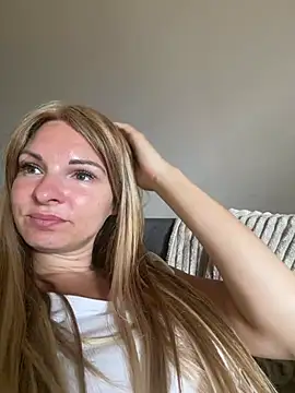 Snapshot of kinkysarahx chatting on July 2026 08:54:01 AM kinkysarahx online show from July 2026 08:54:01 AM