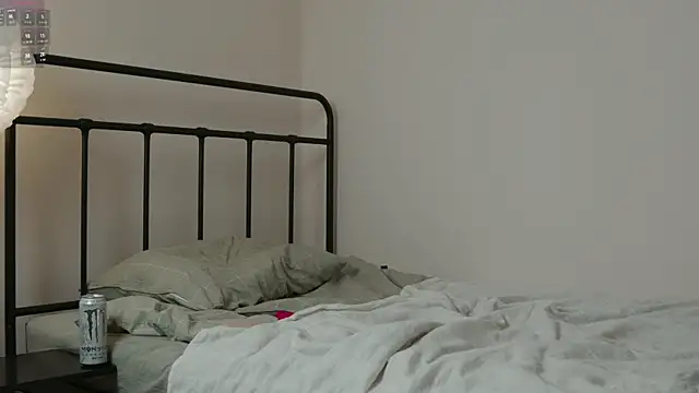 VIP MILENA online show from October 2025 06:08:01 PM