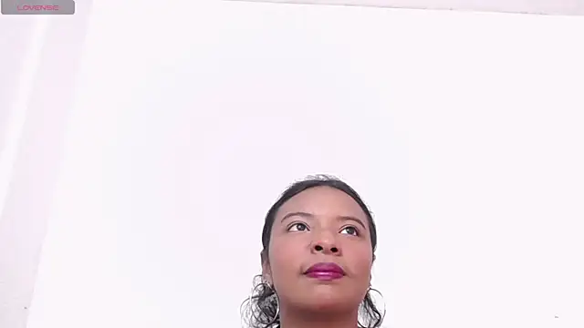 Snapshot of Zoe_Rider chatting on October 2025 12:40:02 PM Zoe Rider online show from October 2025 12:40:02 PM