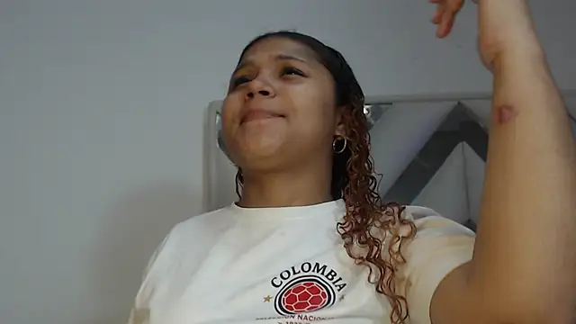 miel alisha online show from July 2026 01:06:01 PM