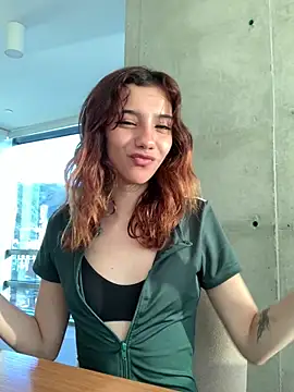 Snapshot of MiaaCute- chatting on March 2026 10:47:02 PM MiaaCute- online show from March 2026 10:47:02 PM