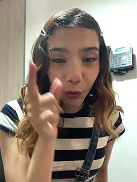 Snapshot of MiaaCute- chatting on April 2026 09:59:02 PM MiaaCute- online show from April 2026 09:59:02 PM