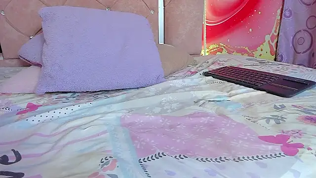 Snapshot of mia__blaze__ chatting on March 2026 05:44:01 AM mia blaze online show from March 2026 05:44:01 AM