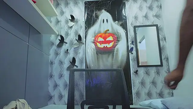 Stevenbrand online show from October 2025 07:59:01 PM