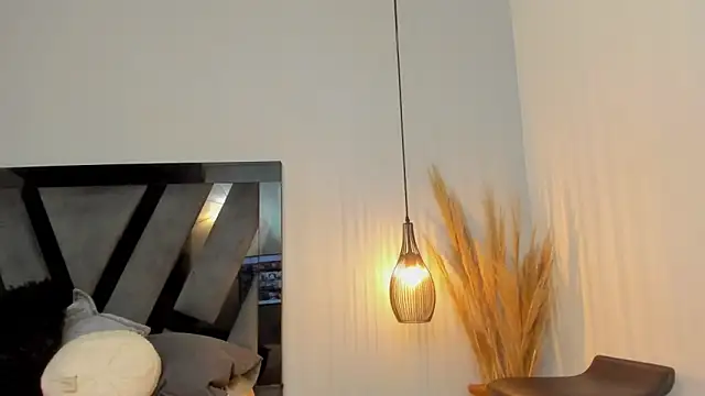 Amelia Brixton online show from March 2026 04:56:02 AM