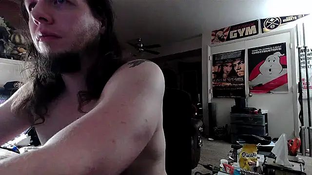 biggerisbetter12 online show from October 2025 10:27:02 AM