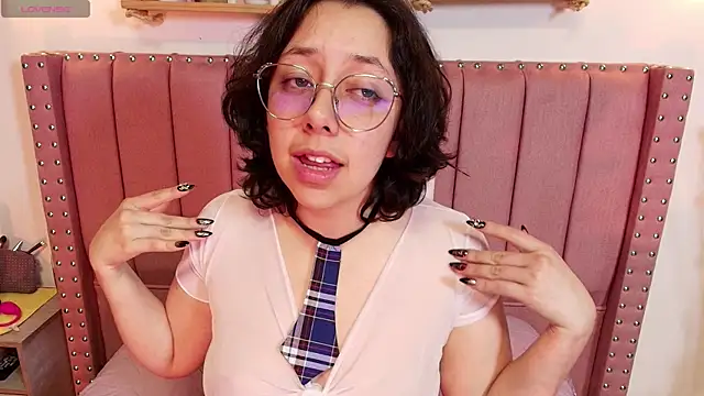 Milie yue online show from October 2025 02:08:01 AM