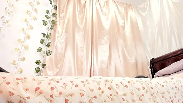 Milie yue online show from November 2025 02:06:02 PM