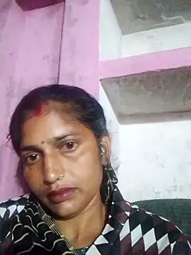 Snapshot of Pooja_shre chatting on November 2025 01:06:02 AM Pooja shre online show from November 2025 01:06:02 AM