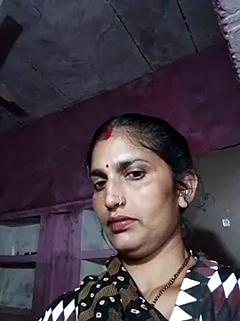 Snapshot of Pooja_shre chatting on November 2025 01:11:02 PM Pooja shre online show from November 2025 01:11:02 PM