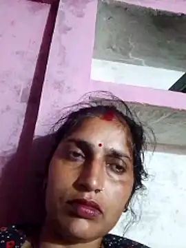 Snapshot of Pooja_shre chatting on November 2025 04:38:01 PM Pooja shre online show from November 2025 04:38:01 PM