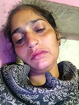 Snapshot of Pooja_shre chatting on November 2025 10:36:01 PM Pooja shre online show from November 2025 10:36:01 PM