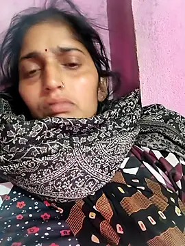 Snapshot of Pooja_shre chatting on December 2025 12:07:02 AM Pooja shre online show from December 2025 12:07:02 AM