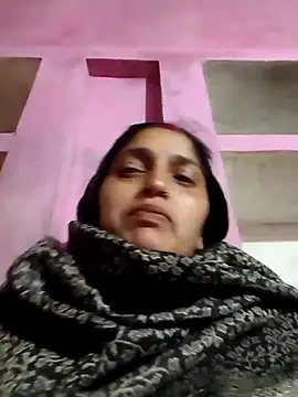 Snapshot of Pooja_shre chatting on December 2025 04:04:01 PM Pooja shre online show from December 2025 04:04:01 PM