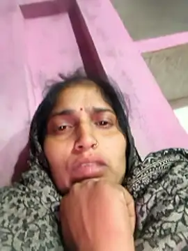 Snapshot of Pooja_shre chatting on January 2026 02:10:02 PM Pooja shre online show from January 2026 02:10:02 PM