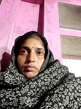 Snapshot of Pooja_shre chatting on January 2026 02:14:01 AM Pooja shre online show from January 2026 02:14:01 AM