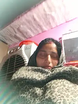 Snapshot of Pooja_shre chatting on January 2026 04:01:01 PM Pooja shre online show from January 2026 04:01:01 PM