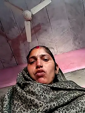 Snapshot of Pooja_shre chatting on January 2026 04:17:01 AM Pooja shre online show from January 2026 04:17:01 AM