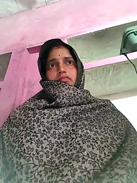 Snapshot of Pooja_shre chatting on February 2026 01:32:01 AM Pooja shre online show from February 2026 01:32:01 AM