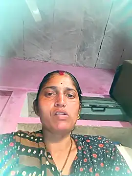 Snapshot of Pooja_shre chatting on February 2026 07:45:02 AM Pooja shre online show from February 2026 07:45:02 AM