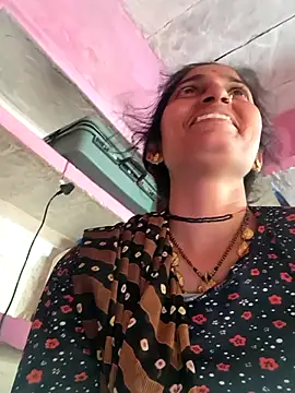 Snapshot of Pooja_shre chatting on February 2026 10:38:02 AM Pooja shre online show from February 2026 10:38:02 AM