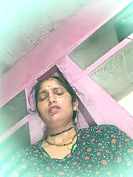 Snapshot of Pooja_shre chatting on March 2026 12:28:02 AM Pooja shre online show from March 2026 12:28:02 AM