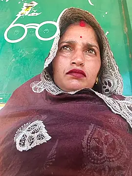 Snapshot of Pooja_shre chatting on March 2026 07:34:01 AM Pooja shre online show from March 2026 07:34:01 AM