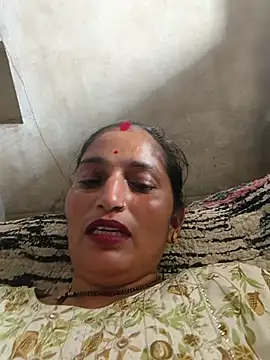 Snapshot of Pooja_shre chatting on March 2026 04:35:01 PM Pooja shre online show from March 2026 04:35:01 PM