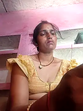 Snapshot of Pooja_shre chatting on March 2026 05:30:02 AM Pooja shre online show from March 2026 05:30:02 AM