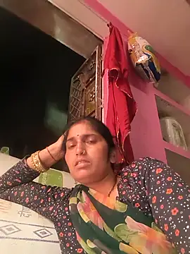 Snapshot of Pooja_shre chatting on April 2026 05:37:02 AM Pooja shre online show from April 2026 05:37:02 AM