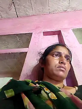 Snapshot of Pooja_shre chatting on April 2026 01:50:02 AM Pooja shre online show from April 2026 01:50:02 AM