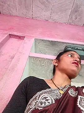 Snapshot of Pooja_shre chatting on April 2026 07:09:02 AM Pooja shre online show from April 2026 07:09:02 AM