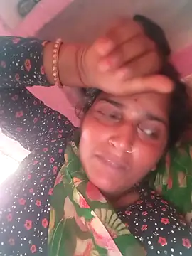 Snapshot of Pooja_shre chatting on April 2026 09:41:02 AM Pooja shre online show from April 2026 09:41:02 AM