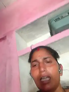 Snapshot of Pooja_shre chatting on April 2026 03:37:01 AM Pooja shre online show from April 2026 03:37:01 AM