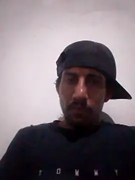 Snapshot of Orlao25cm chatting on March 2026 02:52:02 AM Orlao25cm online show from March 2026 02:52:02 AM