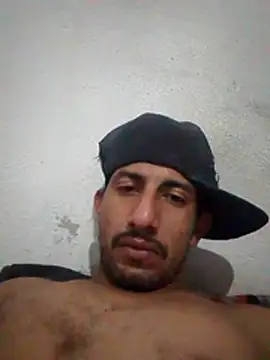 Snapshot of Orlao25cm chatting on April 2026 05:16:01 AM Orlao25cm online show from April 2026 05:16:01 AM