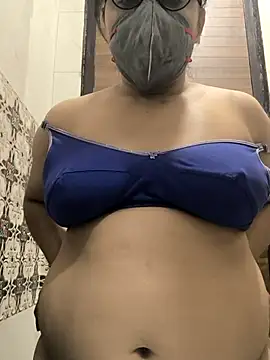 Lovely Tannu online show from December 2025 12:03:02 PM