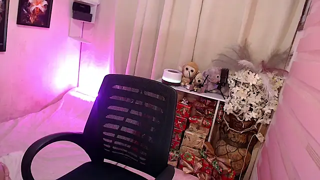 Katesy12 online show from December 2025 01:55:02 AM